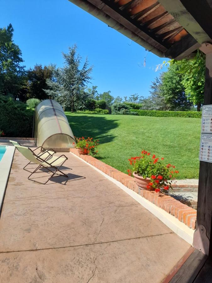 Tenuta Degli Angeli Rossi Asti Bagian luar foto