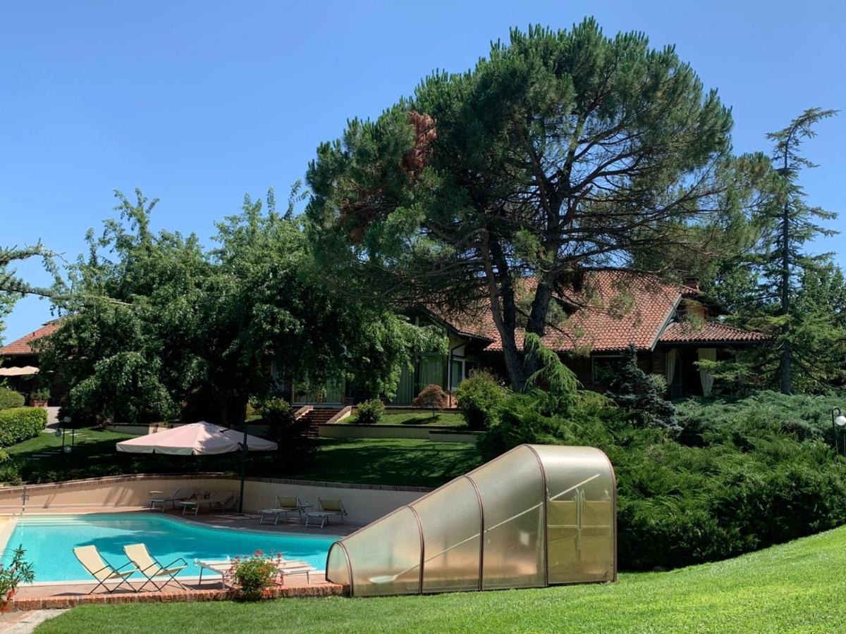 Tenuta Degli Angeli Rossi Asti Bagian luar foto