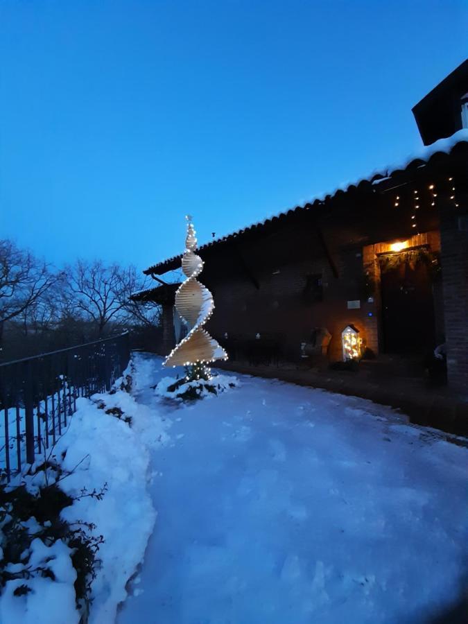 Tenuta Degli Angeli Rossi Asti Bagian luar foto