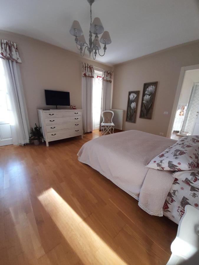 Tenuta Degli Angeli Rossi Asti Bagian luar foto