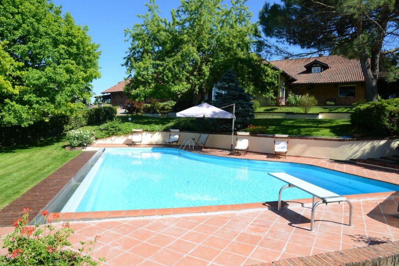 Tenuta Degli Angeli Rossi Asti Bagian luar foto