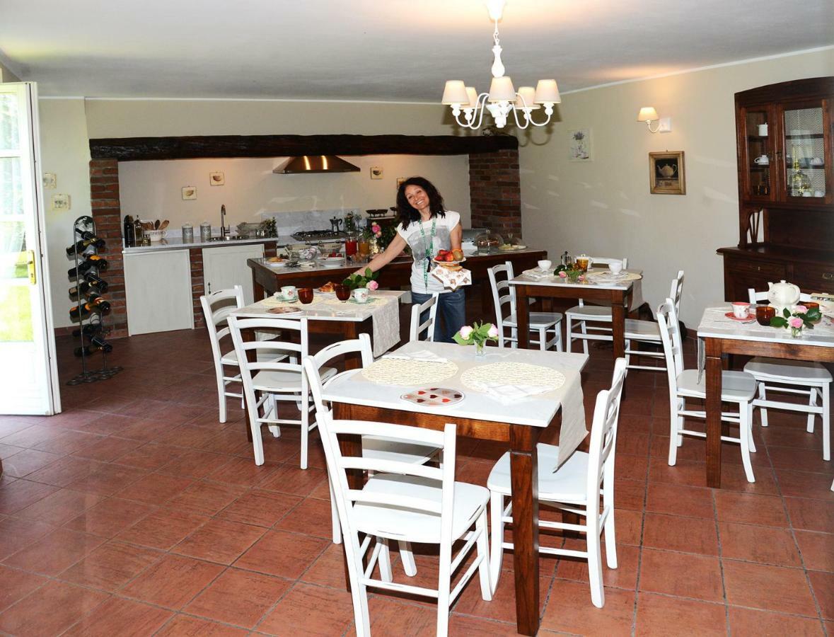 Tenuta Degli Angeli Rossi Asti Bagian luar foto