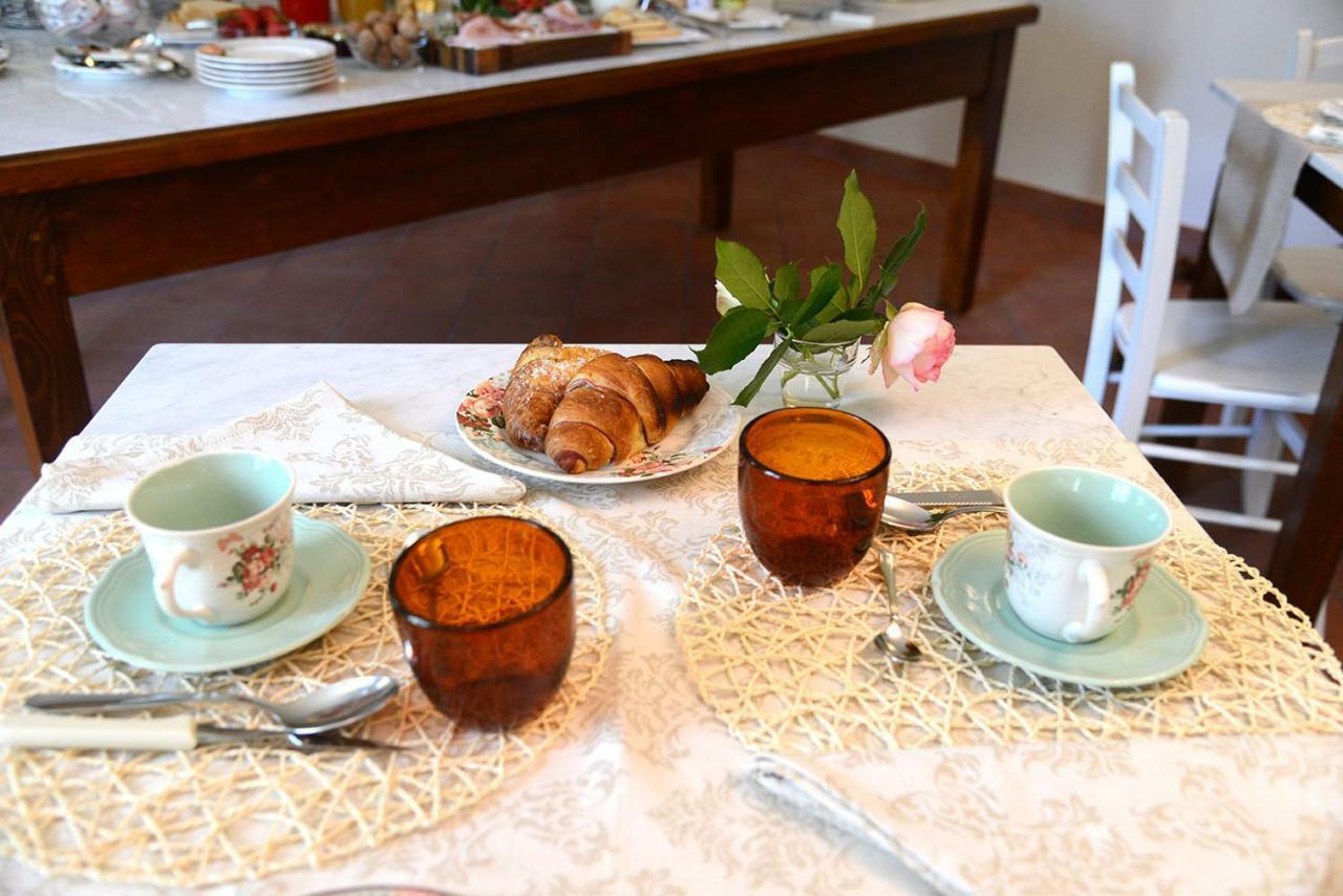 Tenuta Degli Angeli Rossi Asti Bagian luar foto